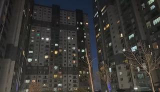 Esenyurt'ta sitede yangın: 42 kişi dumandan etkilendi