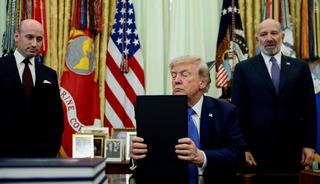 Trump'tan 'H&uuml;rm&uuml;z Boğazı' talebi: "Adı Trump Boğazı olsun"