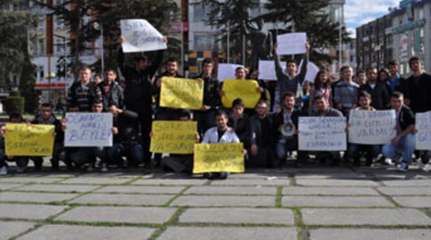 YGS'deki şifre iddiaları protesto edildi