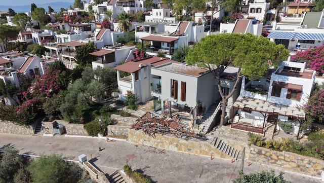 Bodrum da 8 ayda 74 kaçak yapı yıkıldı 3