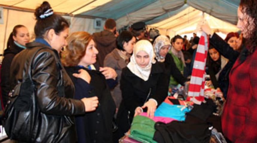 Şehit yakınlarının yararına kermes d&uuml;zenlendi