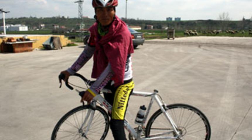 Devri alem yolcusu Koreli, İpsala'da