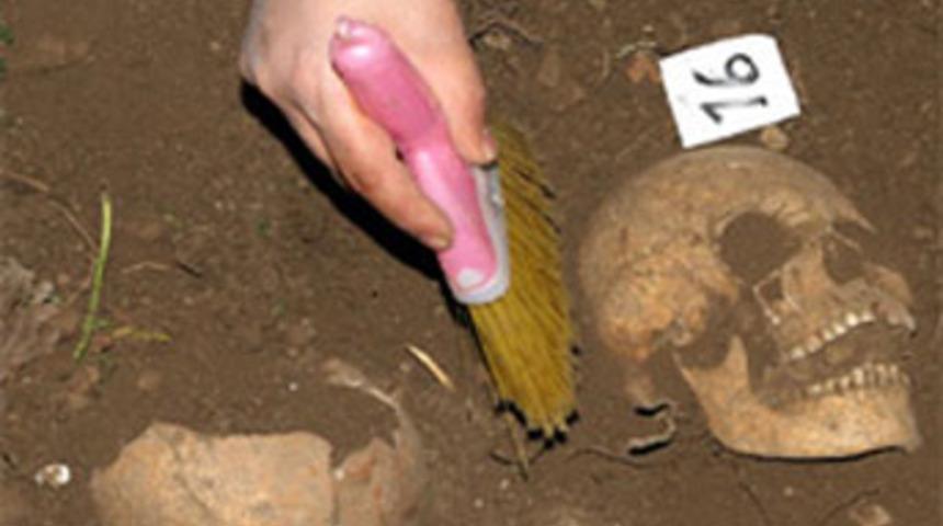 Ormanlık alanda, insan kemiği bulundu