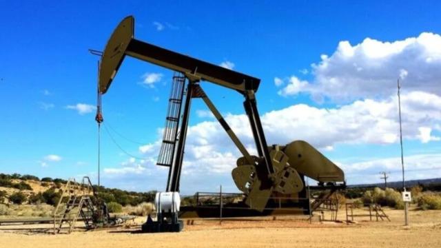 ABD'nin ticari ham petrol stokları 4,5 milyon varil azaldı