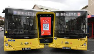 Aylık 23 milyon TL maaş alıyor! Yıldız isim İstanbul'u İETT ile geziyor