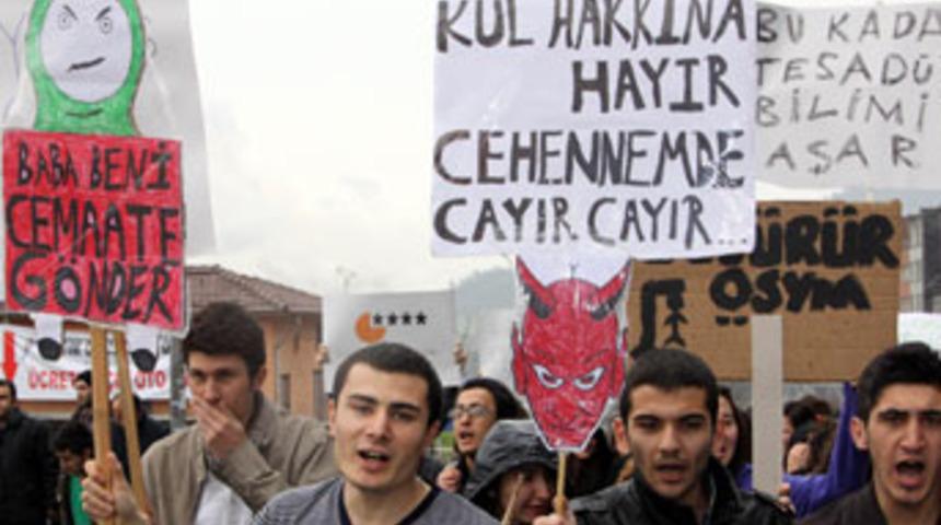 YGS şifre iddiaları protesto edildi