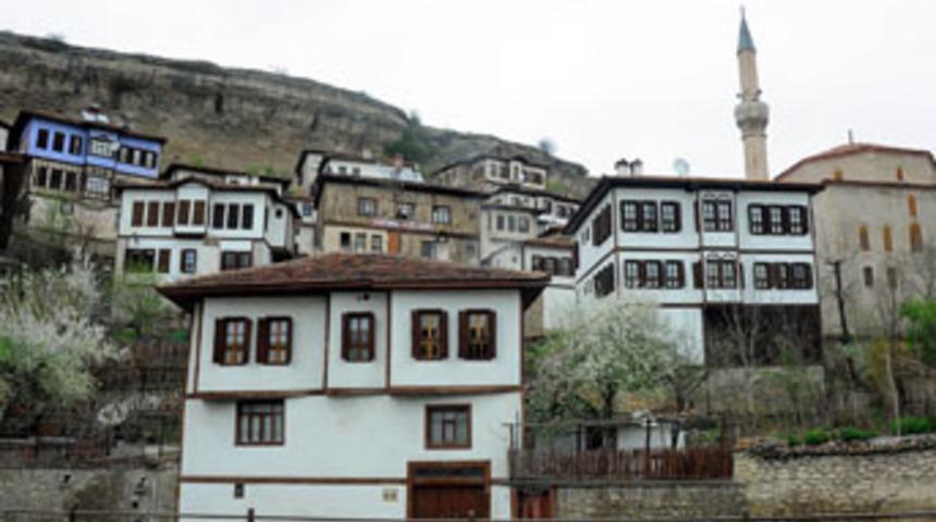 &quot;İlçenin 2 yılda çehresini değiştirdik&quot;