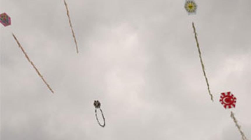 G&ouml;ky&uuml;z&uuml; renklendi