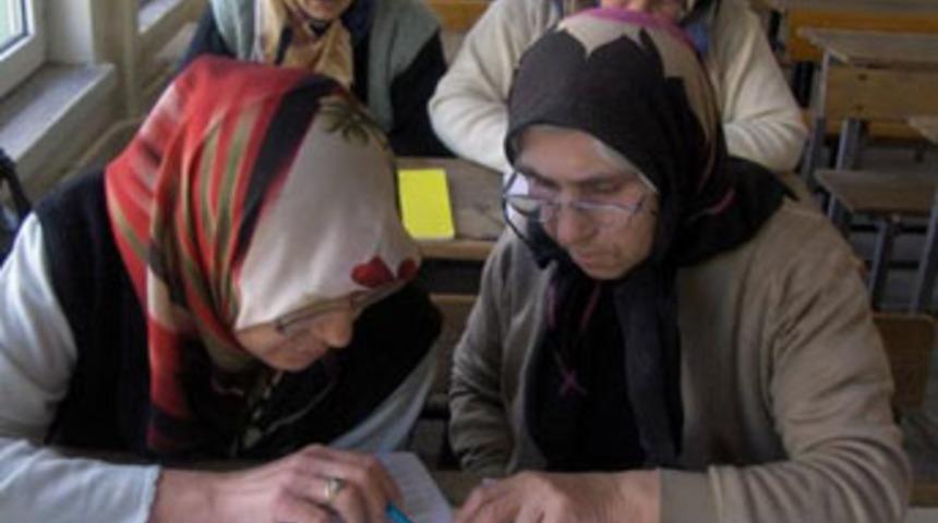 64 yaşında okuma yazma &ouml;ğrendi