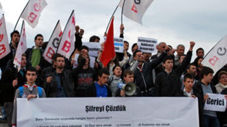 "YGS'de şifre" iddialarını protesto edildi