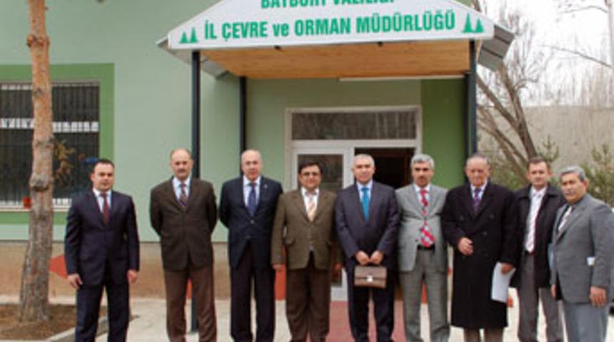 Bayburt'a "32 bin insan 32 bin fidan"