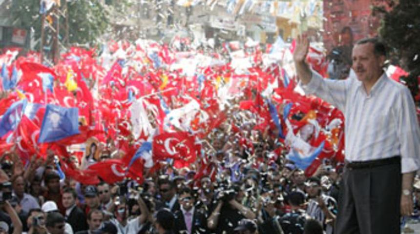 Ak Parti se&ccedil;imlere işte bu adaylarla giriyor