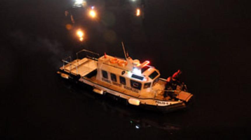 Denize u&ccedil;an ara&ccedil;tan bir ceset &ccedil;ıkarıldı