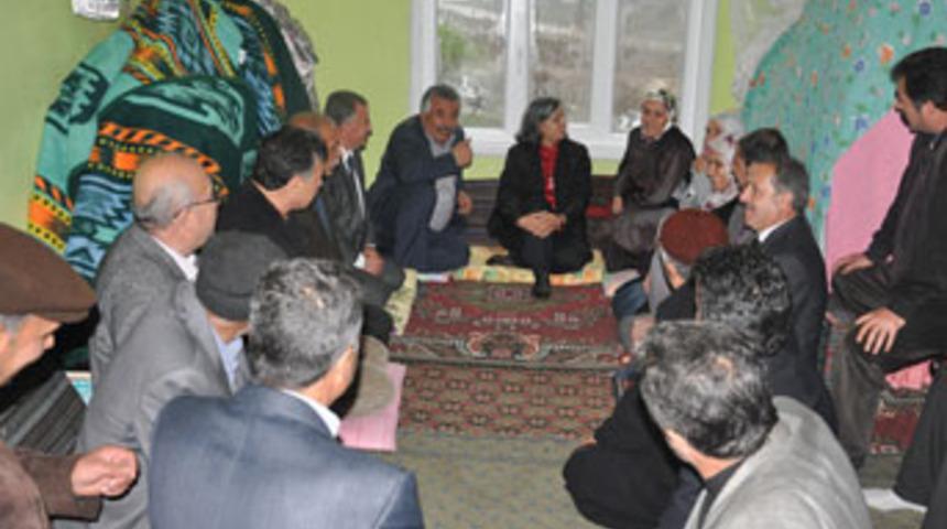 Kışanak'tan kayıp kadının ailesine ziyaret