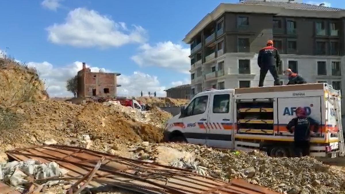 Başakşehir'de inşaatta göçük! 1 işçi aranıyor - Mynet Yaşam