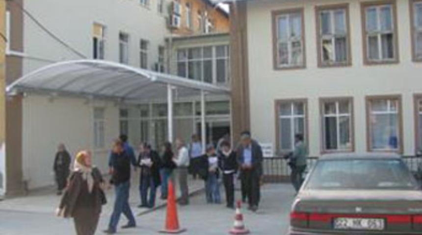 Hasta tutuklu firar etti