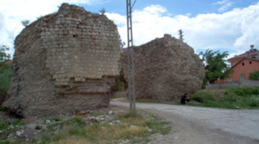 Battalgazi Surları'nda restorasyon başladı