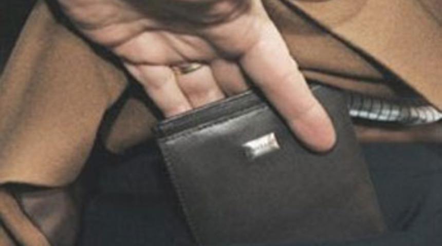 Ka&ccedil;aklar tırnak&ccedil;ı &ccedil;ıktı