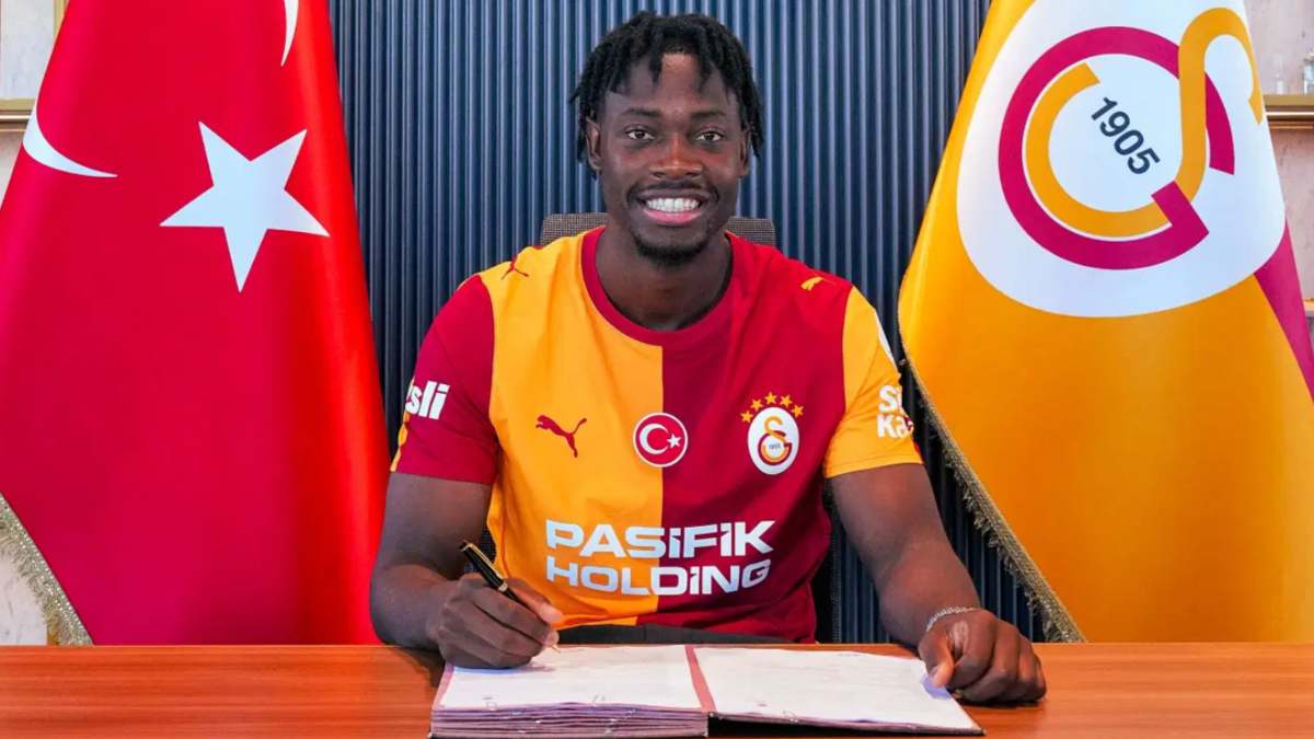 El Chadaille Bitshiabu, Galatasaray’ın 12. Fransız futbolcusu oldu - Galatasaray (GS) Haberleri