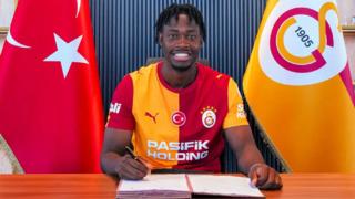 El Chadaille Bitshiabu, Galatasaray’ın 12. Fransız futbolcusu oldu