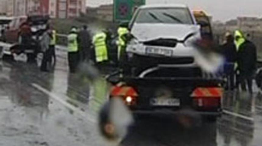 TEM'de zincirleme kaza