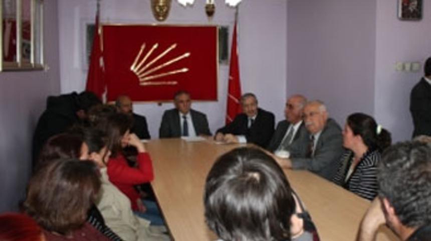 CHP Erzurum il y&ouml;netimi istifa etti