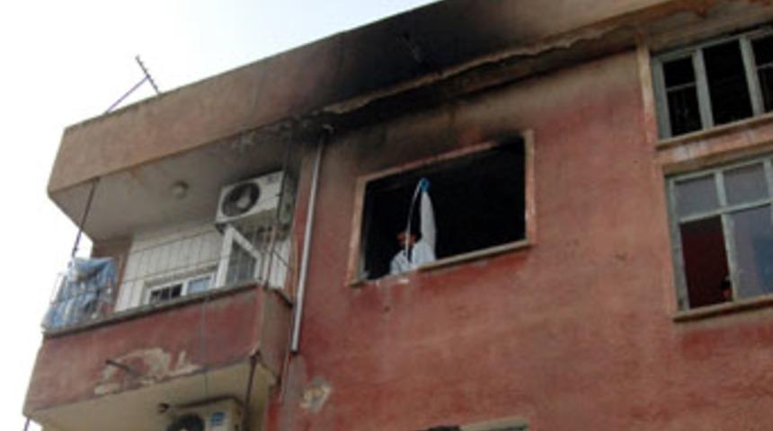 Yatalak kadın, yangında can verdi