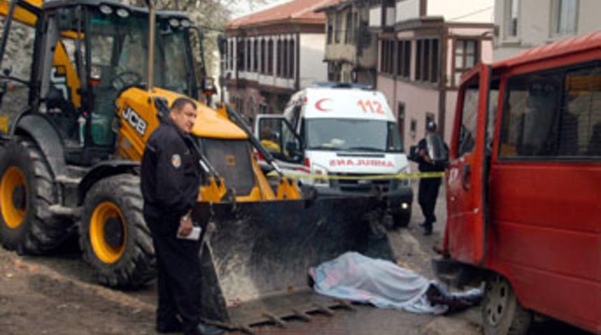 Freni boşalan minib&uuml;s dehşeti