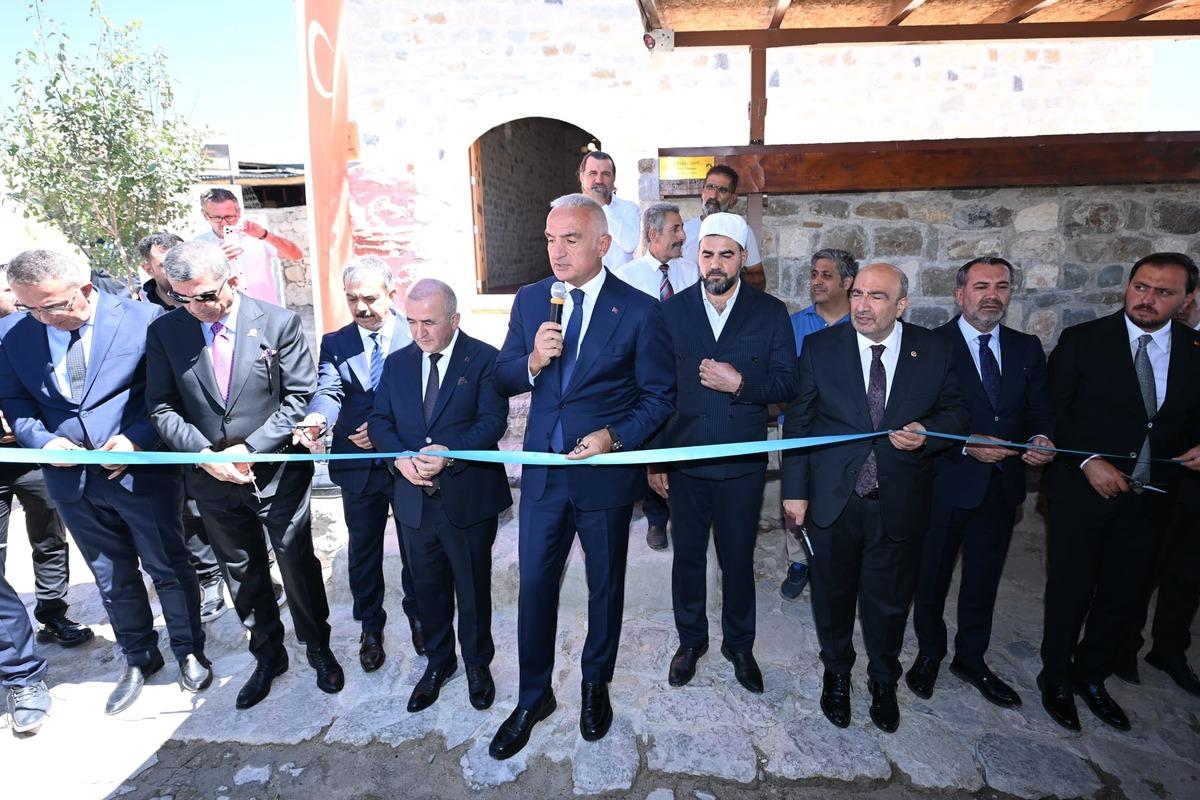 Bakan Ersoy duyurdu: Paleolitik Çağ’dan Cumhuriyet’e binlerce yıllık tarih gün yüzüne çıktı 10