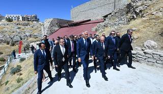 Bakan Ersoy duyurdu: Paleolitik &Ccedil;ağ&rsquo;dan Cumhuriyet&rsquo;e binlerce yıllık tarih g&uuml;n y&uuml;z&uuml;ne &ccedil;ıktı
