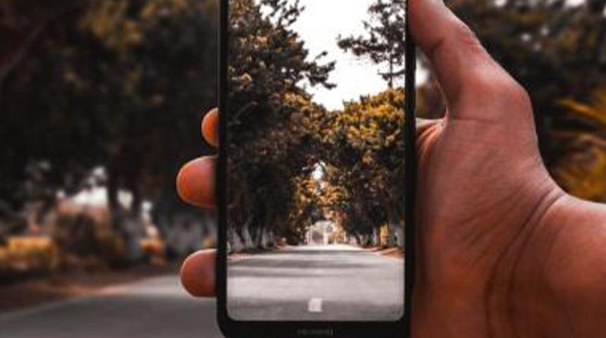Telefondaki bu alışkanlık hafızayı zayıflatıyor! Uzmanlardan '&ccedil;ekmeyin' &ccedil;ağrısı yapıldı