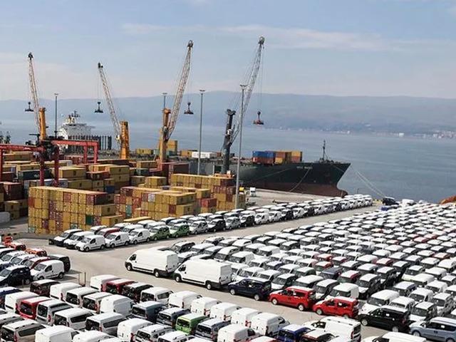 8 ayda 3 milyar doları aştı! Otomotivde lokomotif oldu