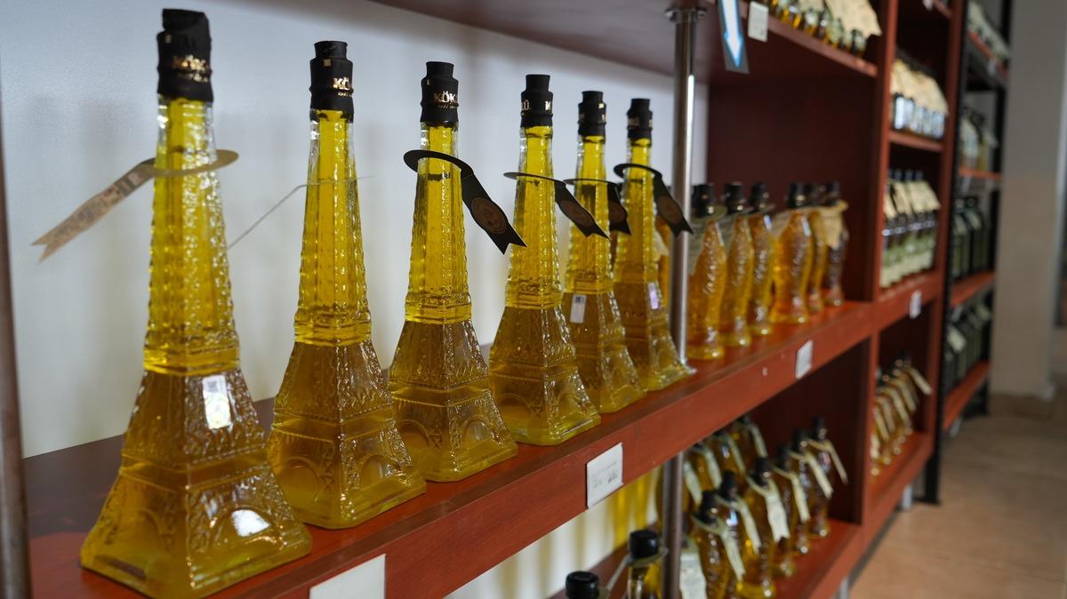 Gerçeği 240 TL’den başlıyor, sahtesi 300 TL’yi geçti! Zeytinyağı alanlar dikkat 2