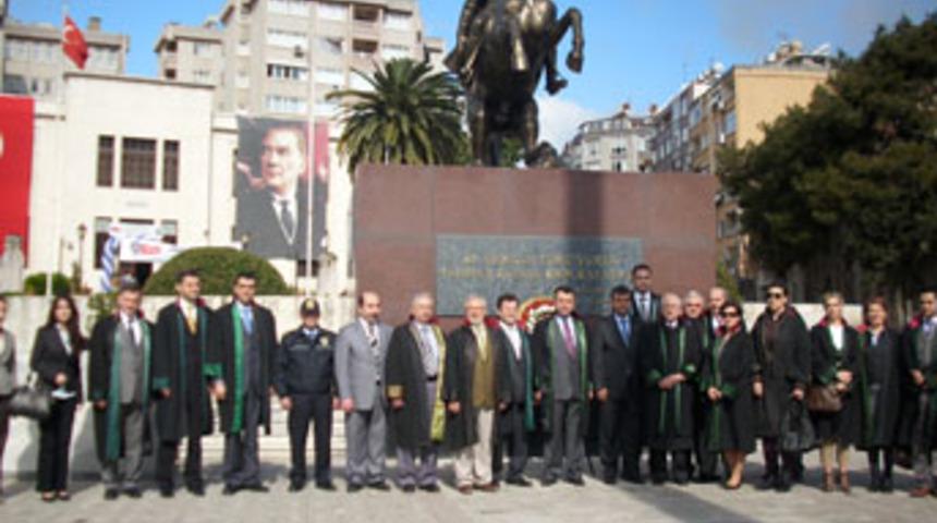 Avukatlık ve kuralları &ccedil;ağın gerisinde kaldı