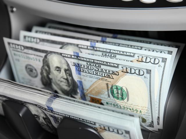 D&ouml;viz mevduatlarında ibre tersine d&ouml;nd&uuml;: 2,7 milyar dolarlık d&uuml;ş&uuml;ş