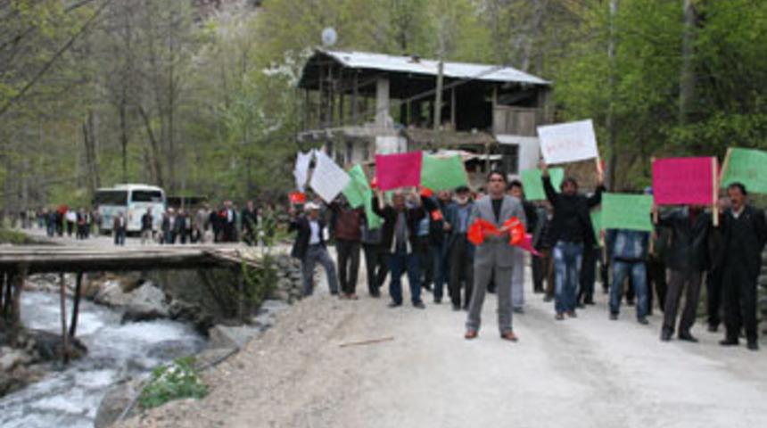 Yusufeli'nde HES protestosu
