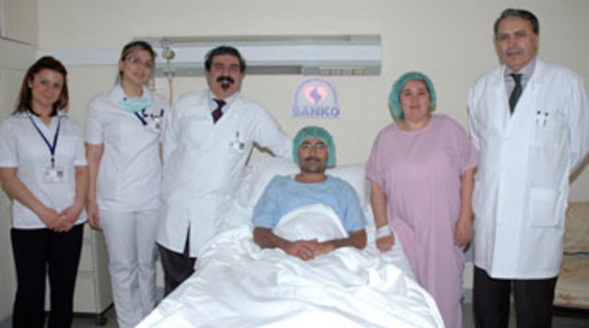 Eşinin b&ouml;breğiyle hayata tutundu