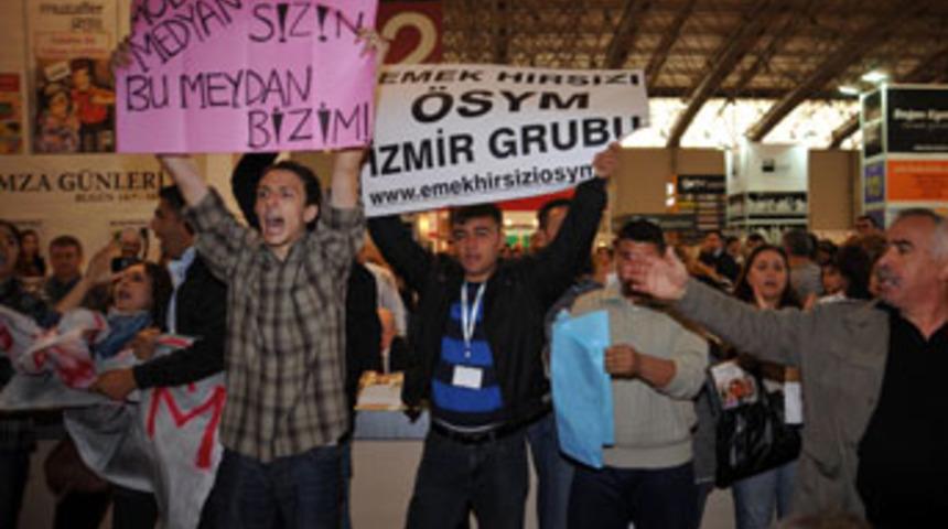 Bakan G&uuml;nay'a YGS protestosu