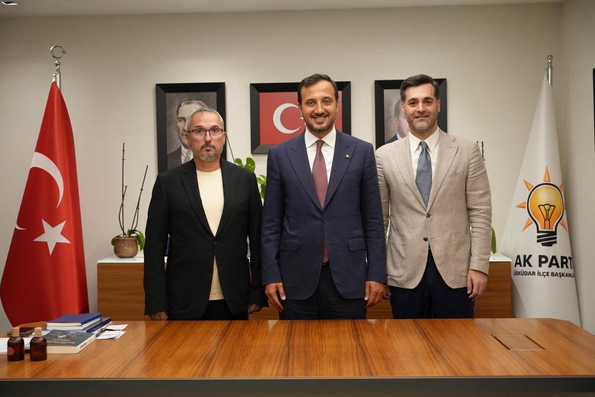  &Uuml;sk&uuml;dar&rsquo;da 4 CHP&rsquo;li meclis &uuml;yesi AK Parti&rsquo;ye katıldı 2
