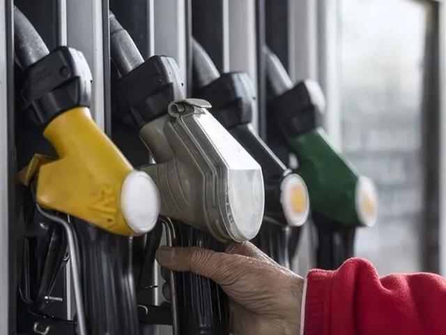Motorin ve benzine zam! İstanbul'da litresi 90 TL'ye yaklaştı