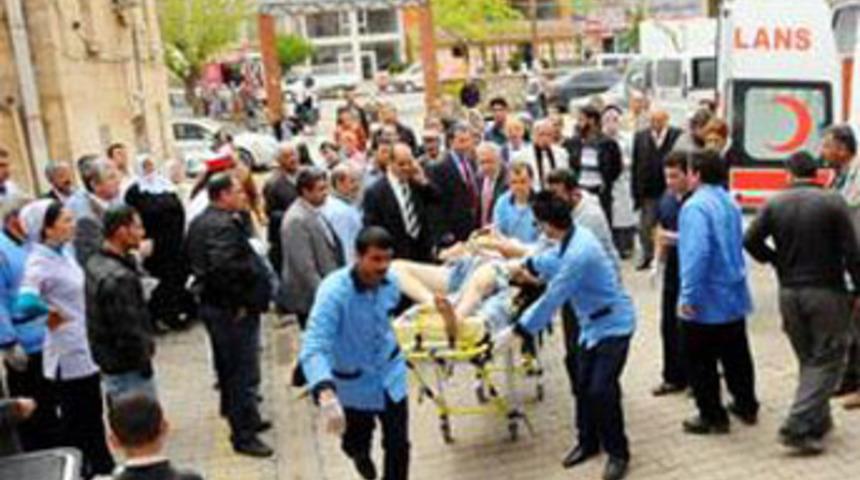 S&uuml;ryani papaz vuruldu!