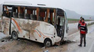 Kadın futbolcular kaza yaptı