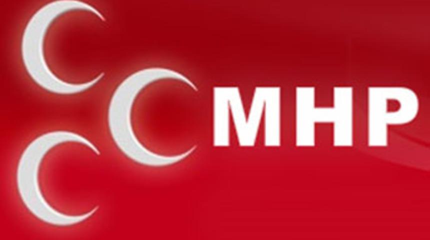 Bayrak asarken d&uuml;şerek &ouml;ld&uuml;