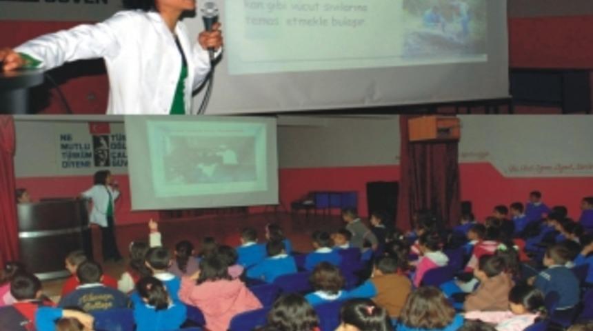 Tokat'ta &ouml;ğrencilere kene eğitimi