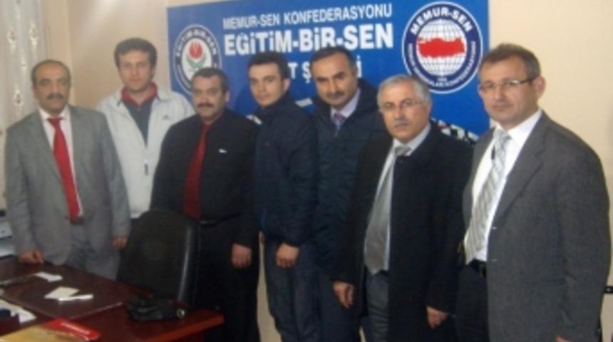 Şampiyondan Eğitim Bir-Sen'e ziyaret