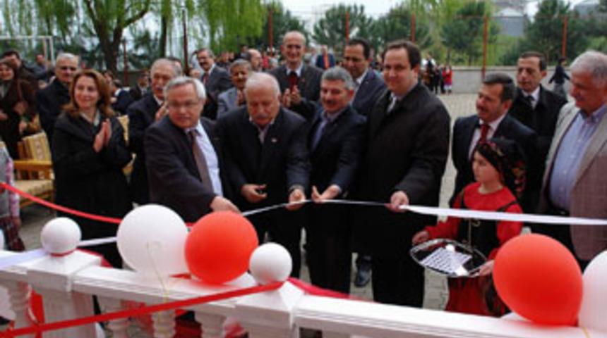 Bulancak’a Atatürk büstü