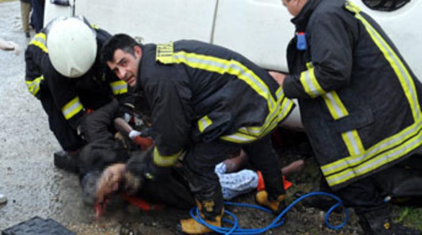 Devrilen minib&uuml;ste can pazarı