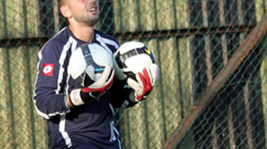 Kocaelisporlu futbolcu, kansere yenik d&uuml;şt&uuml;