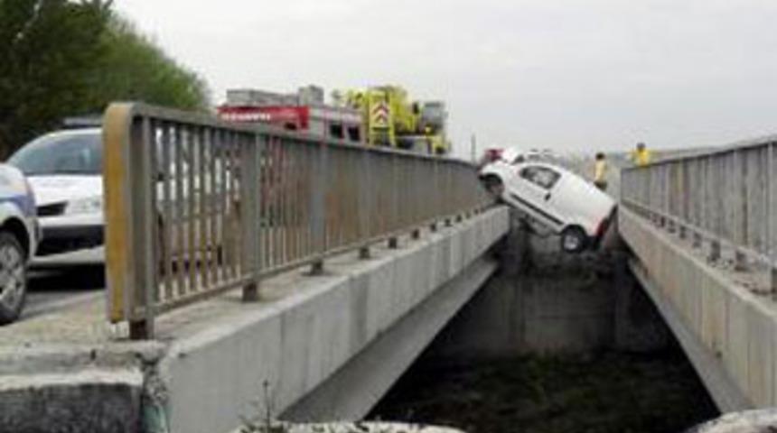 G&ouml;renlere 'pes' dedirten kaza