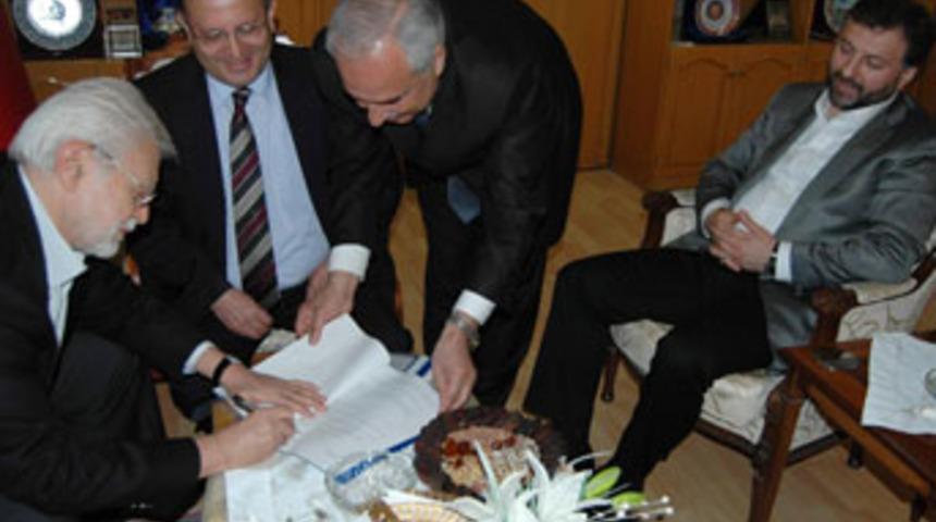 Hayırsever iş adamlarından lise ve pansiyon